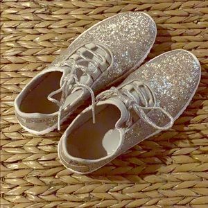 Sparkle glitter tennis shoes Fits like 7 1/2